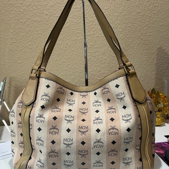 MCM CREAM/BEIGE VISETOS HOBO BAG - Picture 2 of 15